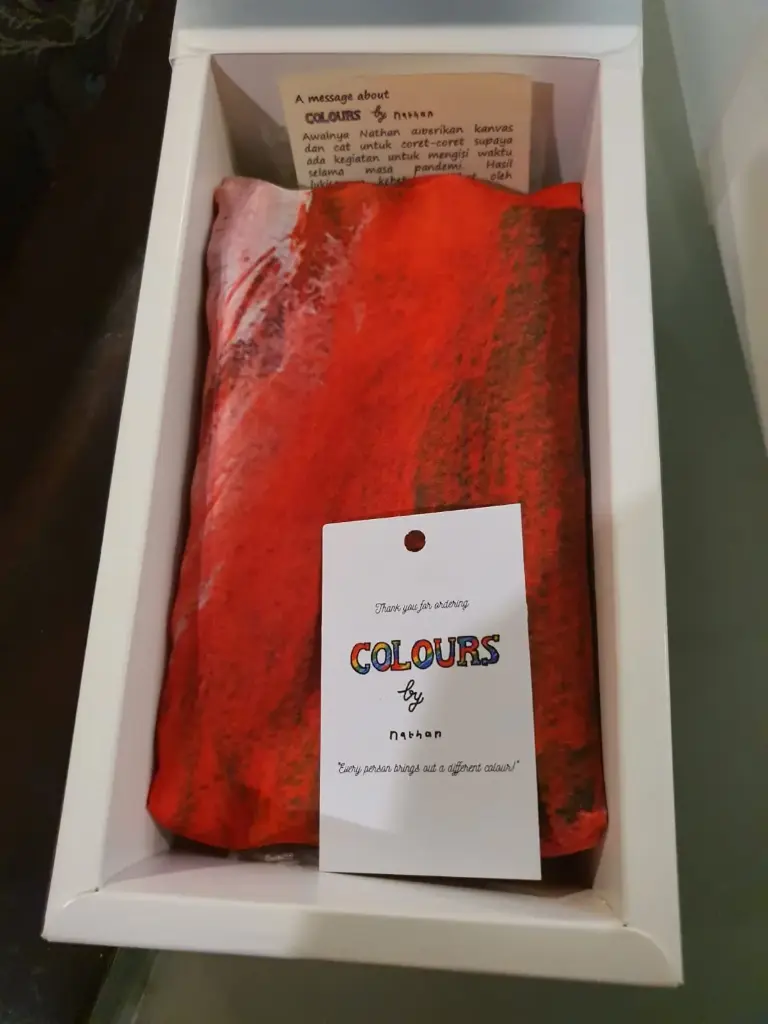 COLOURS Scarf